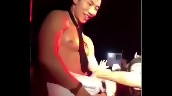 XXX japan gay stripper lämmin putki