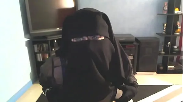 XXX Muslim girl revealing herself 따뜻한 튜브