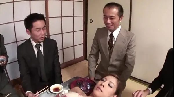 XXX Sashima eaten off of japanese woman گرم ٹیوب