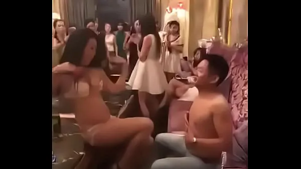 XXX Sexy girl in Karaoke in Cambodia หลอดอุ่น