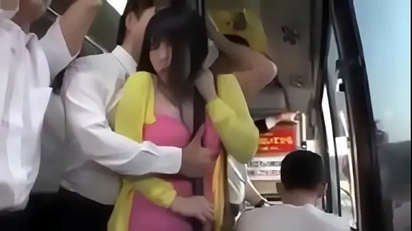 XXX young jap is seduced by old man in bus گرم ٹیوب