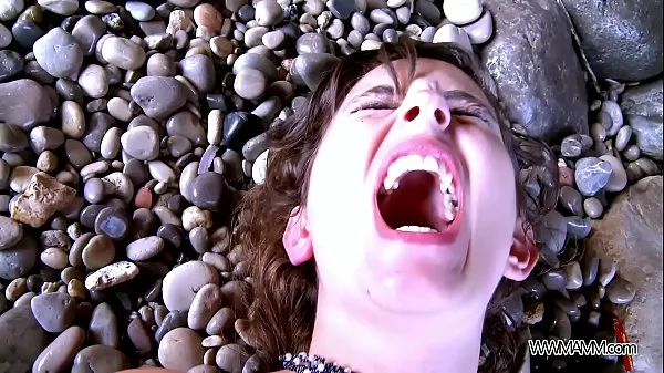 XXX Myfirstpublic Mouth filling with cum on the beach varmt rør