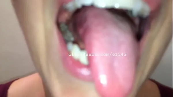 XXX Фетиш в рот - рот Diana, часть 4, видео 1 теплая трубка