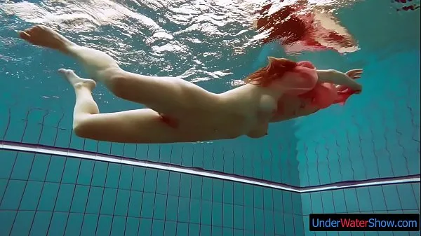 XXX Sexy underwater mermaid Deniska teplá trubica