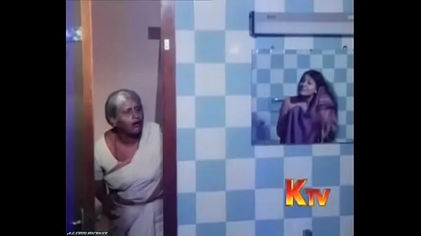 XXX CHANDRIKA HOT BATH SCENE from her debut movie in tamil θερμός σωλήνας