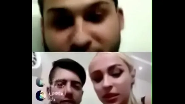 XXX An Iranian girl sucks for her boyfriend on Live Insta گرم ٹیوب