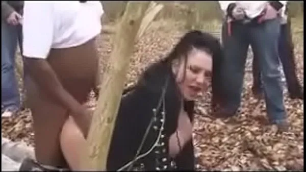 XXX Girl with big tits we met on goes dogging in the woods گرم ٹیوب