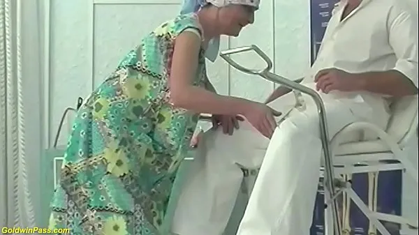 XXX hairy 92 years old granny rough fisted by a doctor गर्म ट्यूब