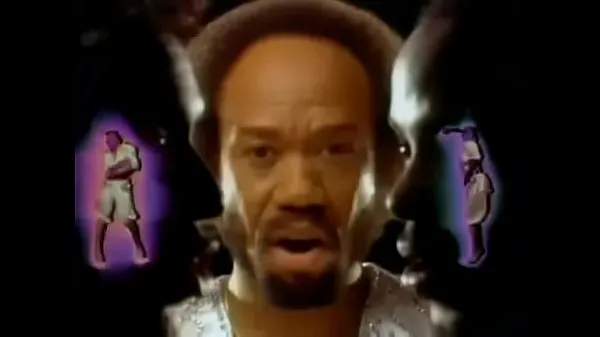 XXX Earth, Wind & Fire - Let's Groove (Official Music Video ống ấm áp
