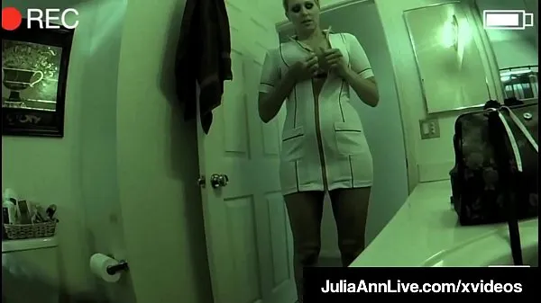 XXX Registered Sex Nurse, Julia Ann, loves voyeurs! She not only likes being filmed secretly (key Spycam), she likes sucking, fucking & milking a hard cock! Full Video & Julia Live teplá trubice