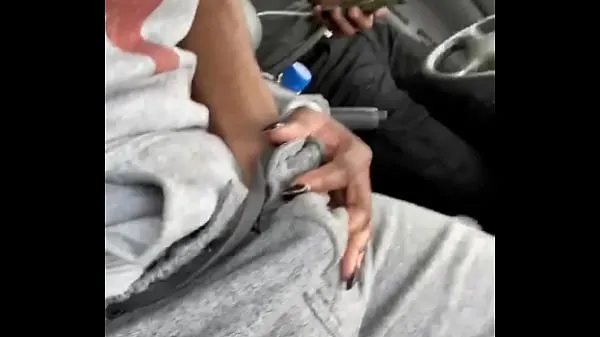 XXX Young Slut Finger Fucked In Car warm Tube