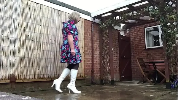 XXX Crossdresser Exposed outdoors in white boots warm Tube