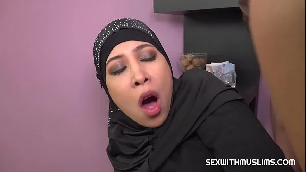 XXX Hot muslim babe gets fucked hard teplá trubica