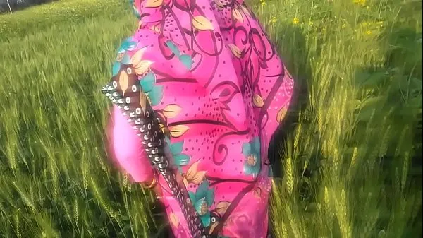 XXX Indian Village Bhabhi Outdoor Sex PORN IN HINDI meleg cső