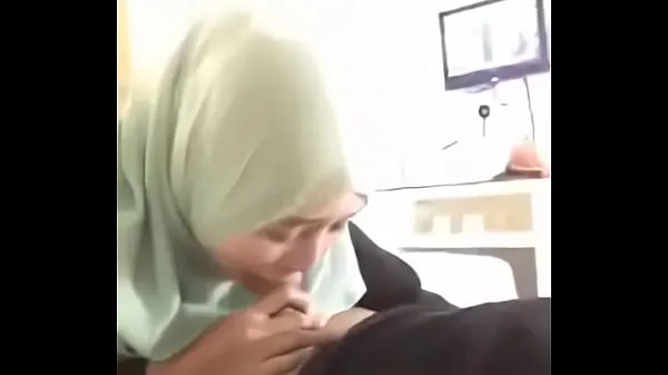 XXX Hijab scandal aunty part 1 teplá trubice