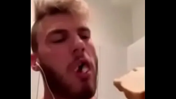 XXX Willian Seed eating bread and cum warm Tube