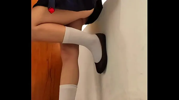XXXTeenage fucked and creampied standing against the window in empty classroom暖管