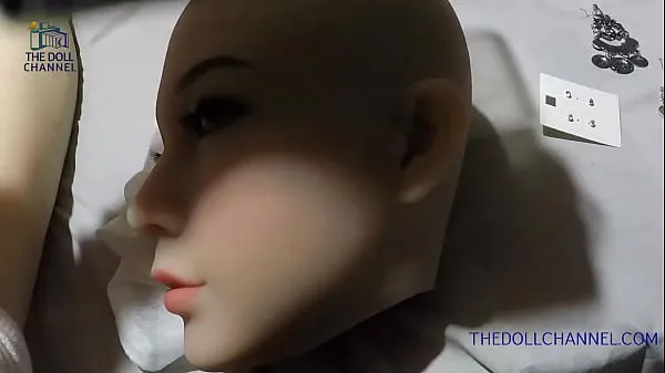 XXX Sex Doll 101: Piercing Doll Ears Tube chaud