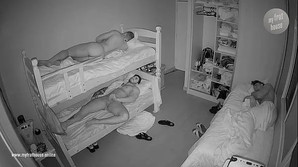 XXX Real hidden camera in bedroom Tabung hangat