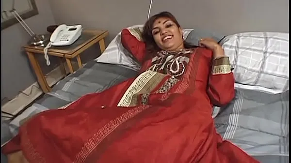 XXX Indian girl is doing her first porn casting and gets her face completely covered with sperm sıcak Tüp