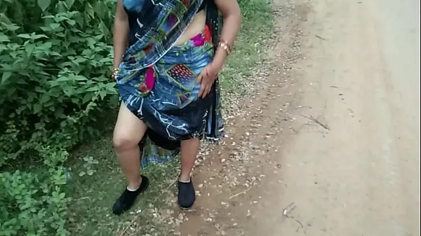XXX Whore Aunty On Rode Side Ask For Lift Then She Give Her Pussy On My Room Hole Night I Fuck Her Hard गर्म ट्यूब