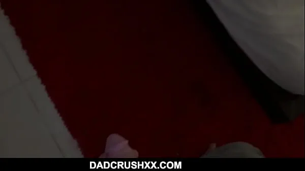 XXX step Daughter Caught By Surprise By 's Cock- Aubrey Sinclair teplá trubice
