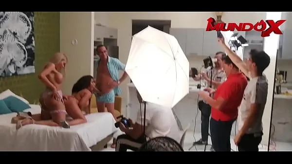 XXX Behind the scenes - They invite a trans girl and get fucked hard in the ass teplá trubice