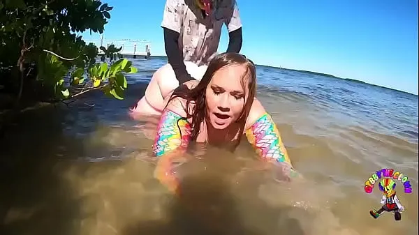 XXX Gibby the clown fucks Tampa whore on the great sea dock Tabung hangat