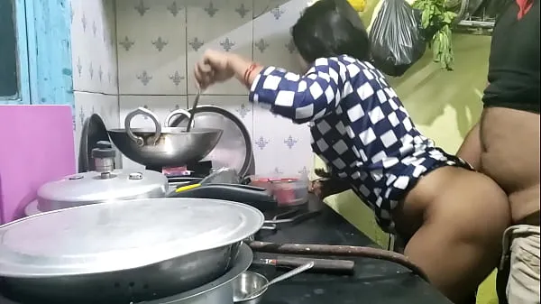 XXX The maid who came from the village did not have any leaves, so the owner took advantage of that and fucked the maid (Hindi Clear Audio warm Tube