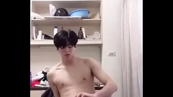 XXX Beautiful Korean Boy Masturbates Alone On Webcam meleg cső