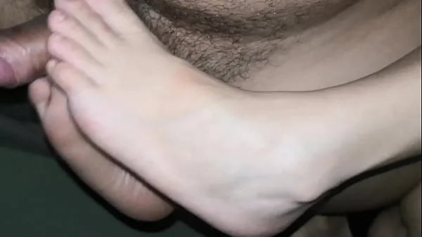XXX Horny lover on my foot almost cumming ống ấm áp