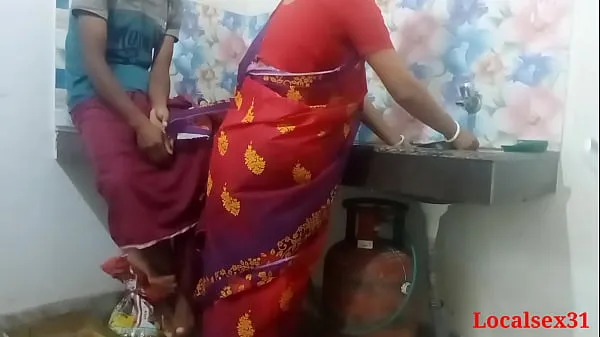 XXX Desi Bengali desi Village Indian Bhabi Kitchen Sex In Red Saree ( Official Video By Localsex31 θερμός σωλήνας