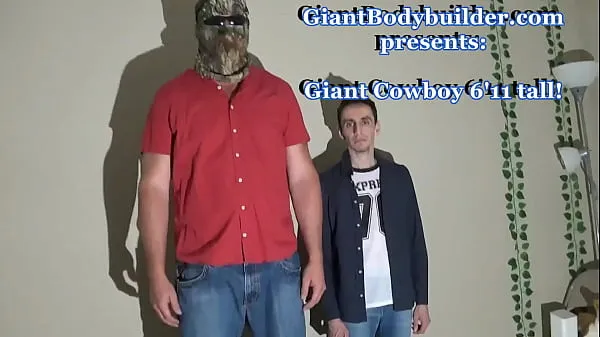 XXX Hot muscular tall American man dominate, lift & fuck a gay guy like if he were toy toplo tube