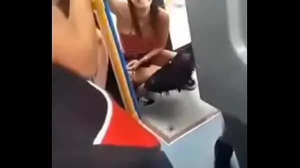 XXX Peeing on the Bus toplo tube