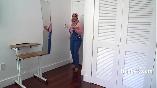 XXX Corrupting My Chubby Hijab Wearing StepNiece گرم ٹیوب