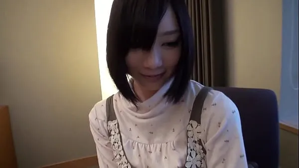 XXX公开超人气色情明星 Airi Suzumura 在正式出道前罕见的性爱录像！ 她的脸上带着一丝纯真和她的第一反应。 从那时起，她的透明度就非常好暖管