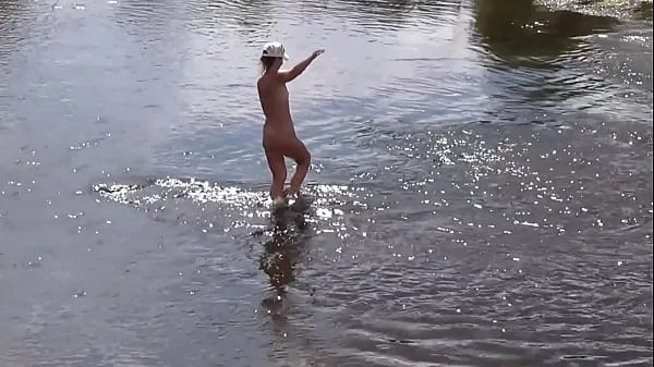 XXX Russian Mature Woman - Nude Bathing teplá trubica
