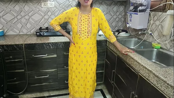 XXX Desi bhabhi was washing dishes in kitchen then her brother in law came and said bhabhi aapka chut chahiye kya dogi hindi audio varmt rør