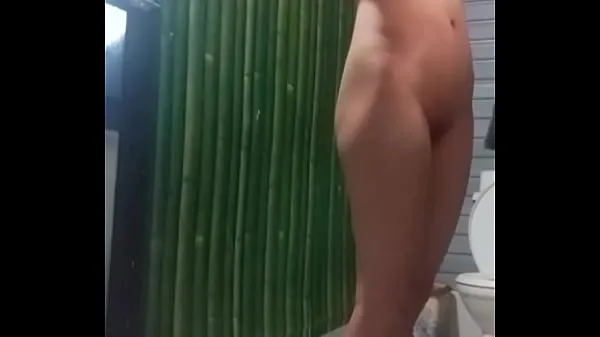 XXX Secretly filming a pretty girl bathing her cute body - 02 tubo quente