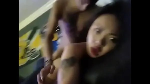 XXX Asian girl sends her boyfriend a break up video ciepła rurka
